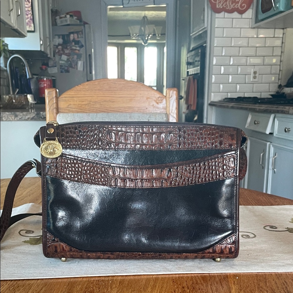 Vintage Brahman Black and Brown Leather Shoulder Bag